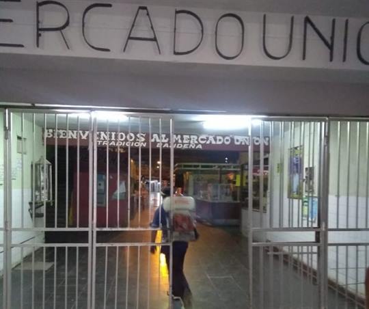 Ejecutan tareas preventivas en el Mercado Unión para evitar casos de covid y dengue Ejecutan tareas preventivas en el Mercado Unión para evitar casos de covid y dengue