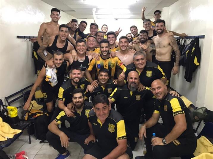 Mitre cortó la racha con una victoria en Mendoza
