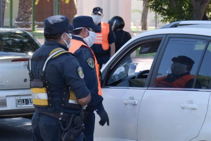Santiago exigirá el hisopado negativo para ingresar a la provincia Santiago exigirá el hisopado negativo para ingresar a la provincia