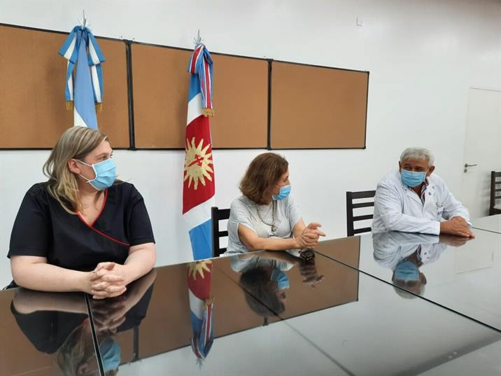 “Ya se está vacunando el 50 % del personal de salud” “Ya se está vacunando el 50 % del personal de salud”