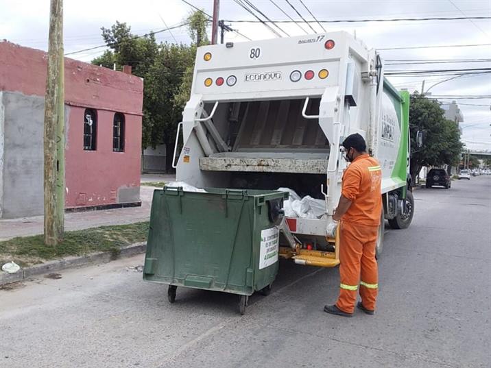 La Banda: intensos trabajos de limpieza antes de cerrar el año La Banda: intensos trabajos de limpieza antes de cerrar el año