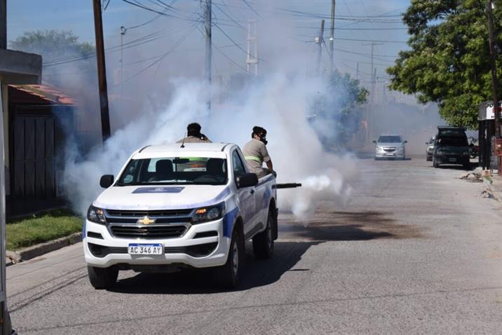 Retoman las fumigaciones en Parque Aguirre y Nueva Costanera