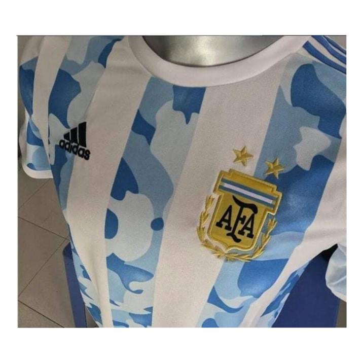 ¿Será esta la camiseta que la Selección usará en Santiago?