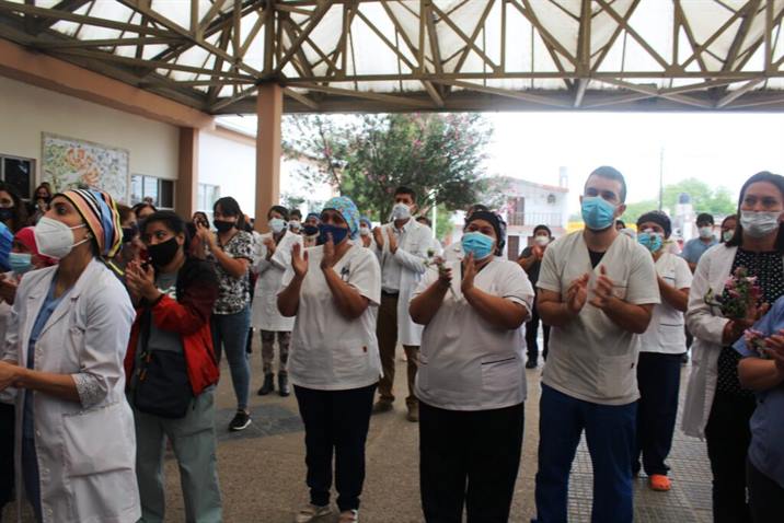 Aplausos y honores en la triste despedida de la enfermera del Cepsi Aplausos y honores en la triste despedida de la enfermera del Cepsi