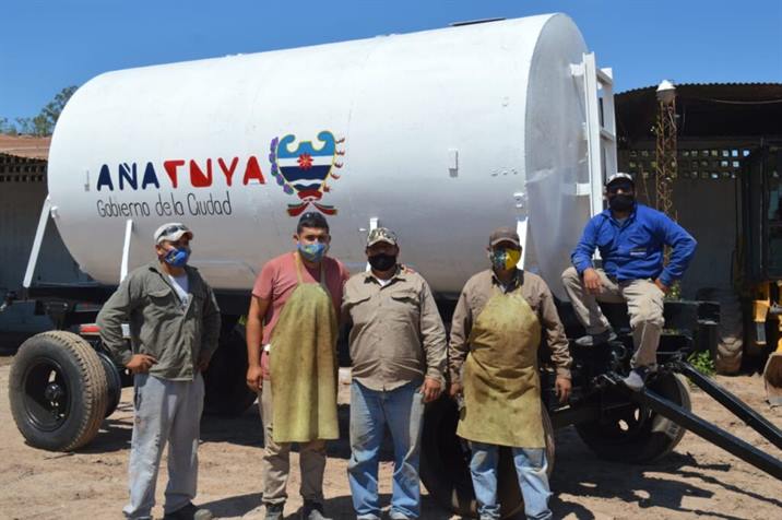 Añatuya: fabricaron un tanque cisterna para llevar agua a un barrio Añatuya: fabricaron un tanque cisterna para llevar agua a un barrio