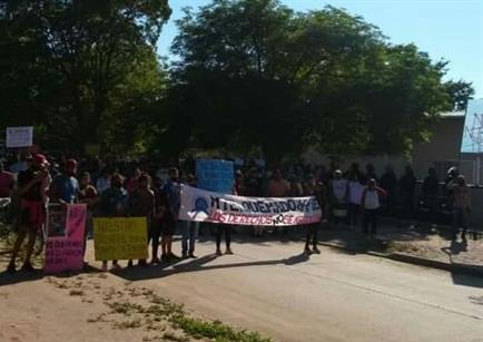 Vecinos piden mejores servicios de salud en Monte Quemado