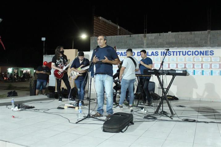 Vecinos de Colonia El Simbolar disfrutaron de una noche a puro folclore