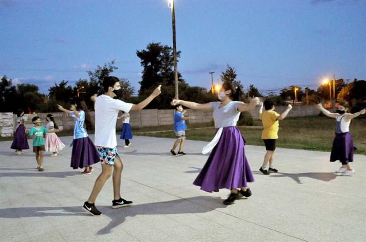 El CIC San Carlos lanzó talleres artísticos, deportivos y recreativos