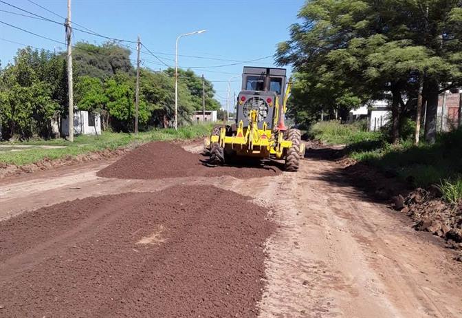 Sigue adelante el programa de mejoramiento de calles en Quimilí