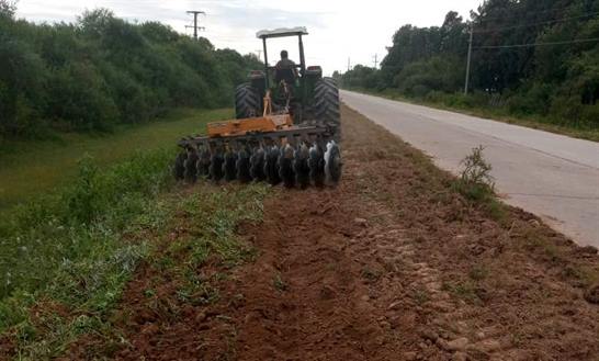 Ejecutan mejoras en distintos caminos vecinales de Cañada Escobar