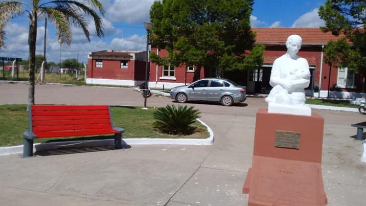 Colonia Dora organiza un merecido homenaje para las mujeres en su día Colonia Dora organiza un merecido homenaje para las mujeres en su día