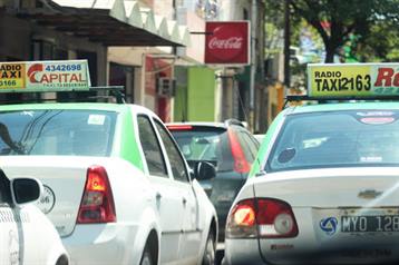 Viajar en remis costará un 45% más caro