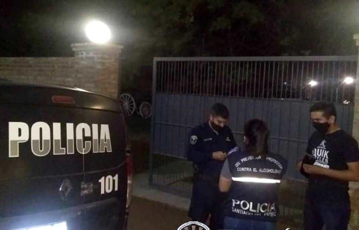 Desalojan a cientos de personas de fiestas clandestinas