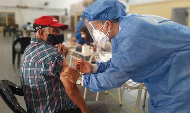 Covid: Quimilí ya tiene fecha para vacunar a sus adultos mayores Covid: Quimilí ya tiene fecha para vacunar a sus adultos mayores