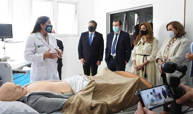 Inauguran el Centro de Simulación de la Facultad de Medicina Inauguran el Centro de Simulación de la Facultad de Medicina