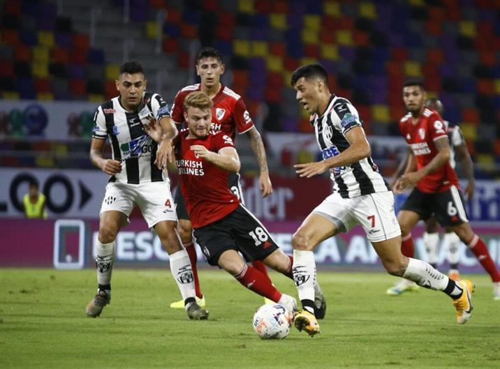 River mostró su jerarquía y goleó 5 a 0 al equipo ferroviario River mostró su jerarquía y goleó 5 a 0 al equipo ferroviario