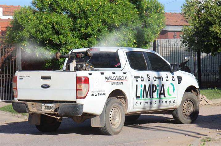 Fumigan en barrios bandeños para combatir el dengue Fumigan en barrios bandeños para combatir el dengue