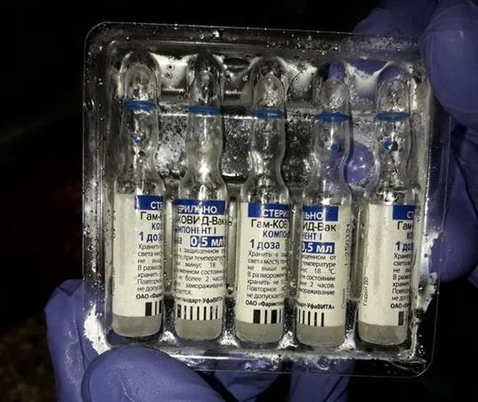 Enfermero detenido con cerca de 300 dosis contra covid Enfermero detenido con cerca de 300 dosis contra covid