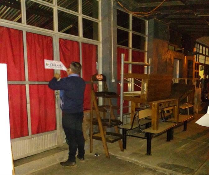 Clausuran un negocio por incumplir la restricción horaria