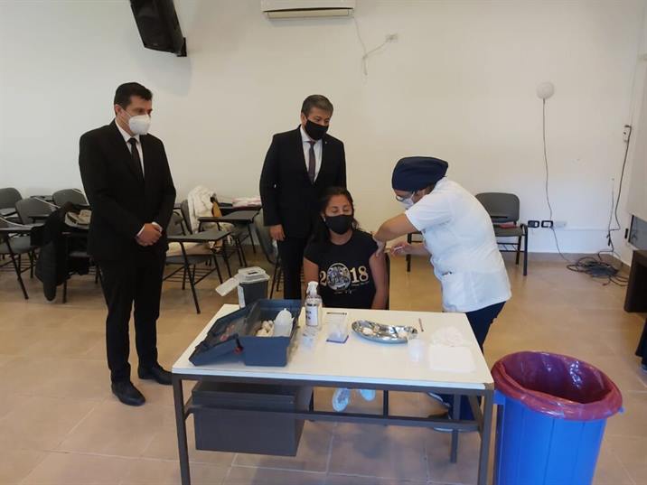 Vacunaron contra covid a estudiantes y docentes de Humanidades