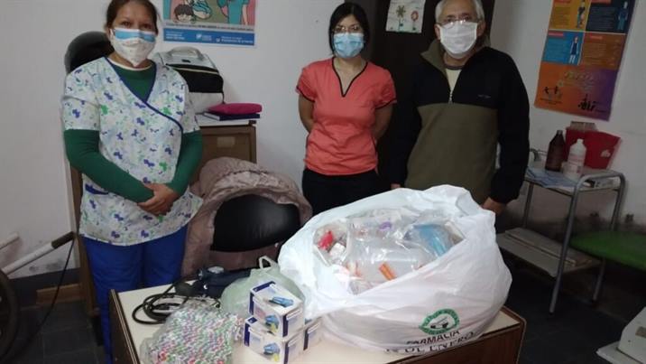 Desde Buenos Aires llegan medicamentos para donar a familias bandeñas Desde Buenos Aires llegan medicamentos para donar a familias bandeñas