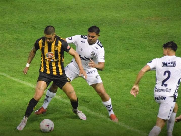 Mitre volvió a perder y sigue en caída libre Mitre volvió a perder y sigue en caída libre