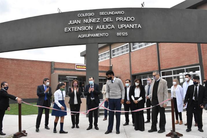 Alumnos de Silípica cuentan con un nuevo y moderno establecimiento