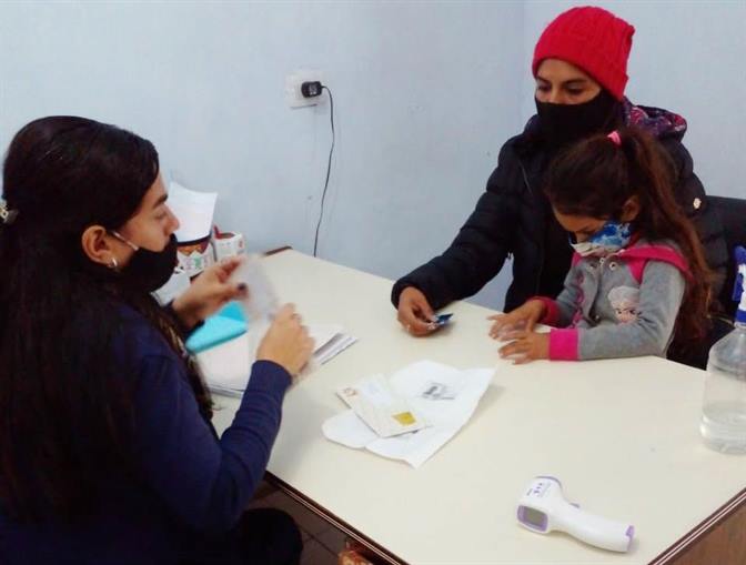 El lunes continúa la entrega de tarjetas Alimentar en Los Quiroga El lunes continúa la entrega de tarjetas Alimentar en Los Quiroga