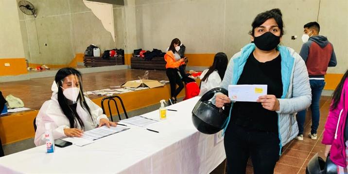 Continúa la entrega de Tarjetas Alimentar en Capital y La Banda