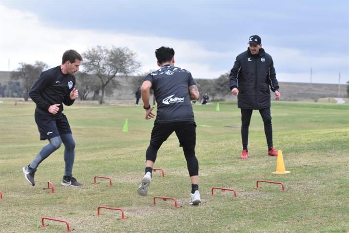 Central se prepara con exigentes jornadas de entrenamiento