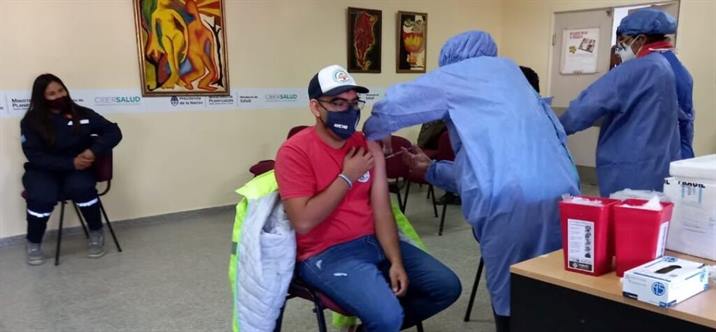 En su día, los bomberos de Añatuya fueron vacunados contra el covid En su día, los bomberos de Añatuya fueron vacunados contra el covid