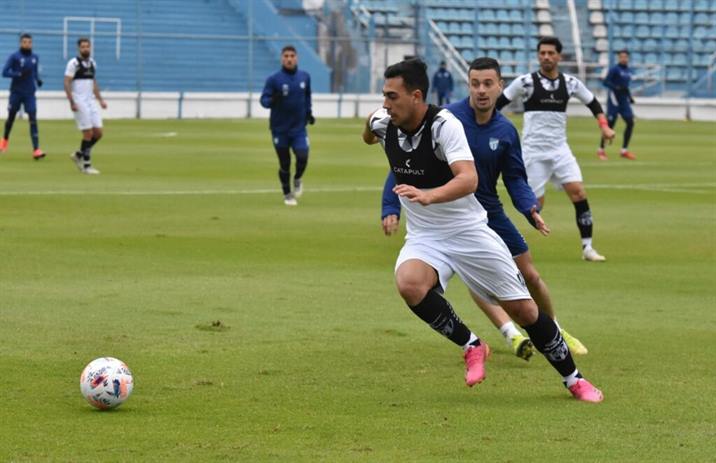 El Ferro perdió ante Atlético Tucumán en su primer ensayo