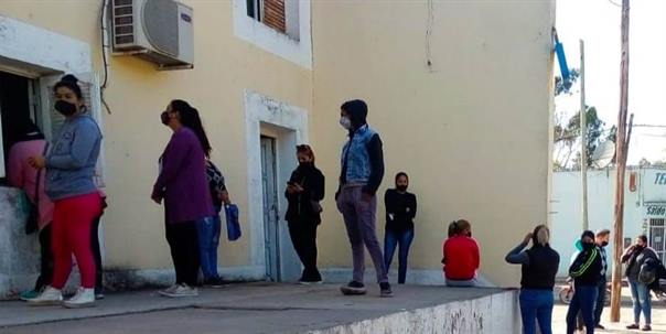Entregan tarjetas Alimentar a pobladores de Campo Gallo y sus alrededores