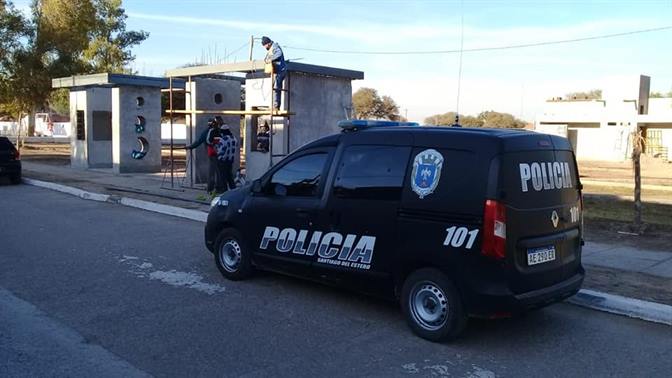 Indignación en Colonia Dora por un robo en una plaza en construcción
