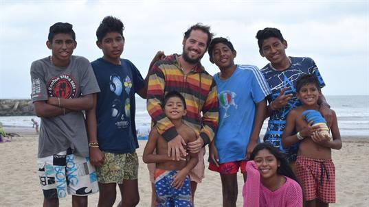 La conmovedora historia del joven que adoptó a 7 hermanos santiagueños La conmovedora historia del joven que adoptó a 7 hermanos santiagueños
