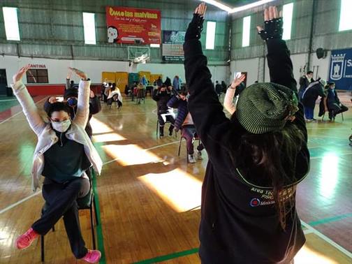 Jóvenes de 25 a 27 años también serán vacunados contra el Covid