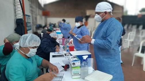 Colocarán la segunda dosis de dos vacunas a personas de todas las edades Colocarán la segunda dosis de dos vacunas a personas de todas las edades