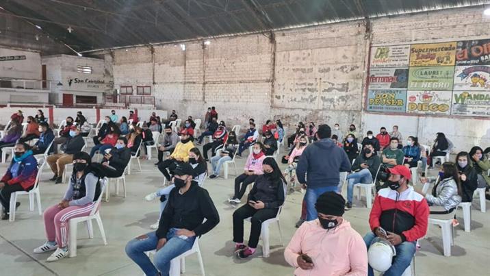 Villa Ojo de Agua ya vacunó al 70% de su población