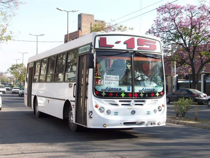Cambia el recorrido de colectivos en avenida Belgrano norte