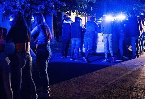 Fiesta de 15 con más de 150 invitados, detenciones y ladrillazos Fiesta de 15 con más de 150 invitados, detenciones y ladrillazos