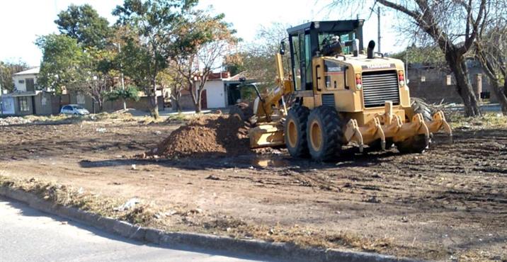 La comuna trabaja en la recuperación de predios en los barrios