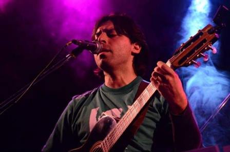 Ernesto Guevara retoma los escenarios con un recital streaming transmitido al mundo