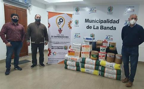 Familia bandeña recibió ayuda para reactivar su negocio Familia bandeña recibió ayuda para reactivar su negocio