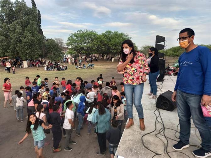 Los espectáculos al aire libre reunieron a la comunidad de La Cañada