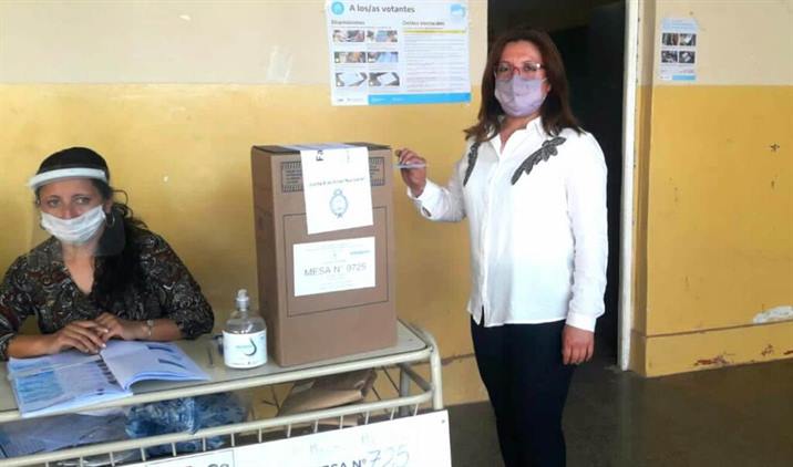 La intendente de Colonia Dora destacó la jornada cívica La intendente de Colonia Dora destacó la jornada cívica