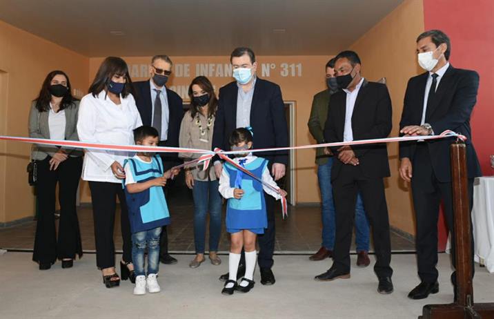 Inauguraron el nuevo edificio de un jardín de infantes en Mal Paso Inauguraron el nuevo edificio de un jardín de infantes en Mal Paso