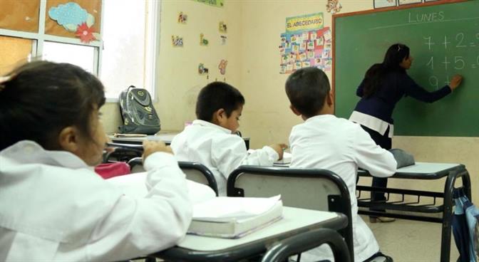 Ofrecen cargos y horas cátedra en escuelas de toda la provincia
