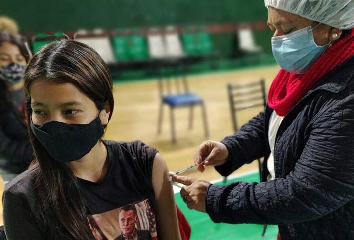 Nuevos turnos de vacunación para adolescentes de 12 a 17 años