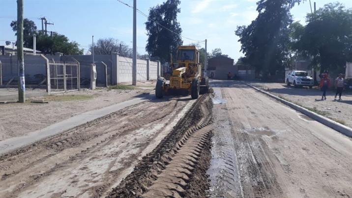 Inició una obra de pavimentación en el barrio Salta Prolongación