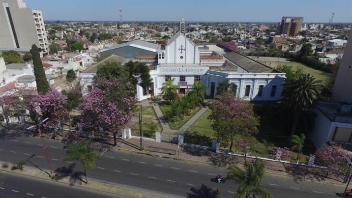 Cierran colegio tras casos de covid y por desinfección Cierran colegio tras casos de covid y por desinfección